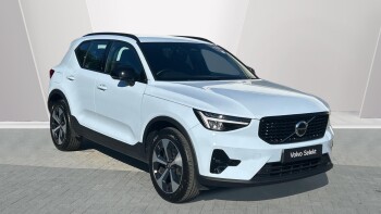 Volvo XC40 2.0 B4P Plus Dark 5dr Auto Petrol Estate